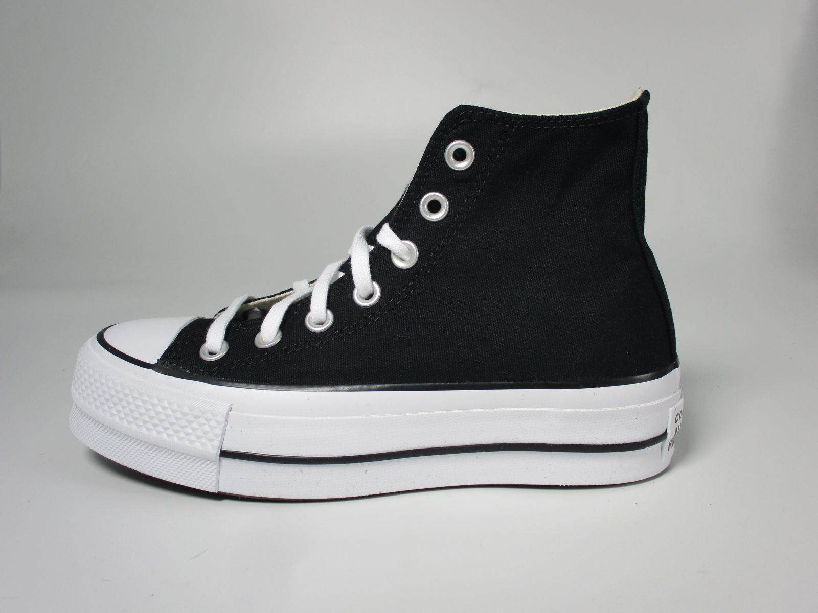 dames converse